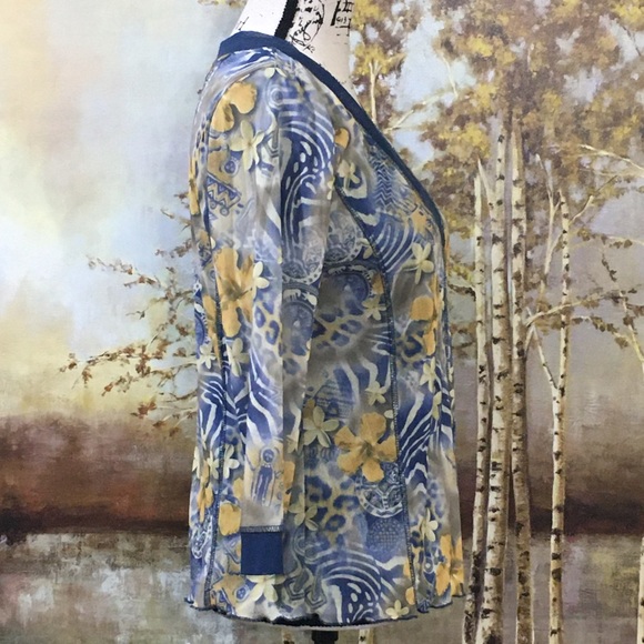 EUC LIOR PARIS EUC Pretty  Blue/Yellow Lined Top - Picture 2 of 11